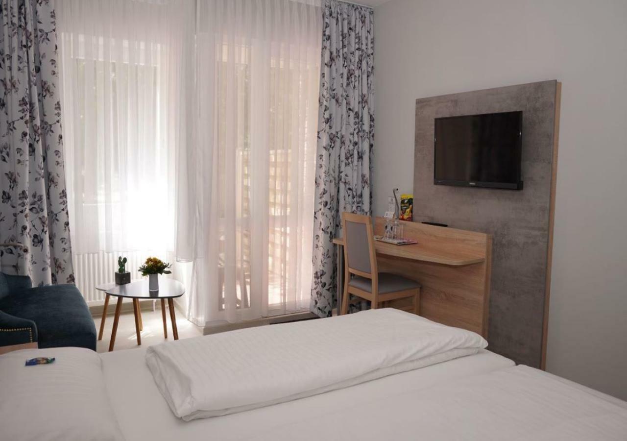 Hotel-Pension Am Boehmepark Soltau Zewnętrze zdjęcie