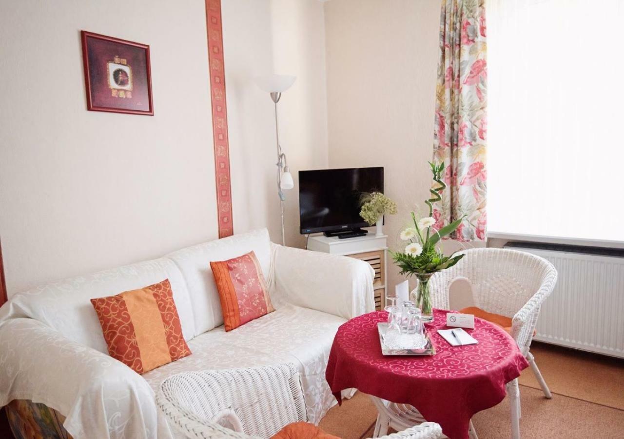 Hotel-Pension Am Boehmepark Soltau Zewnętrze zdjęcie