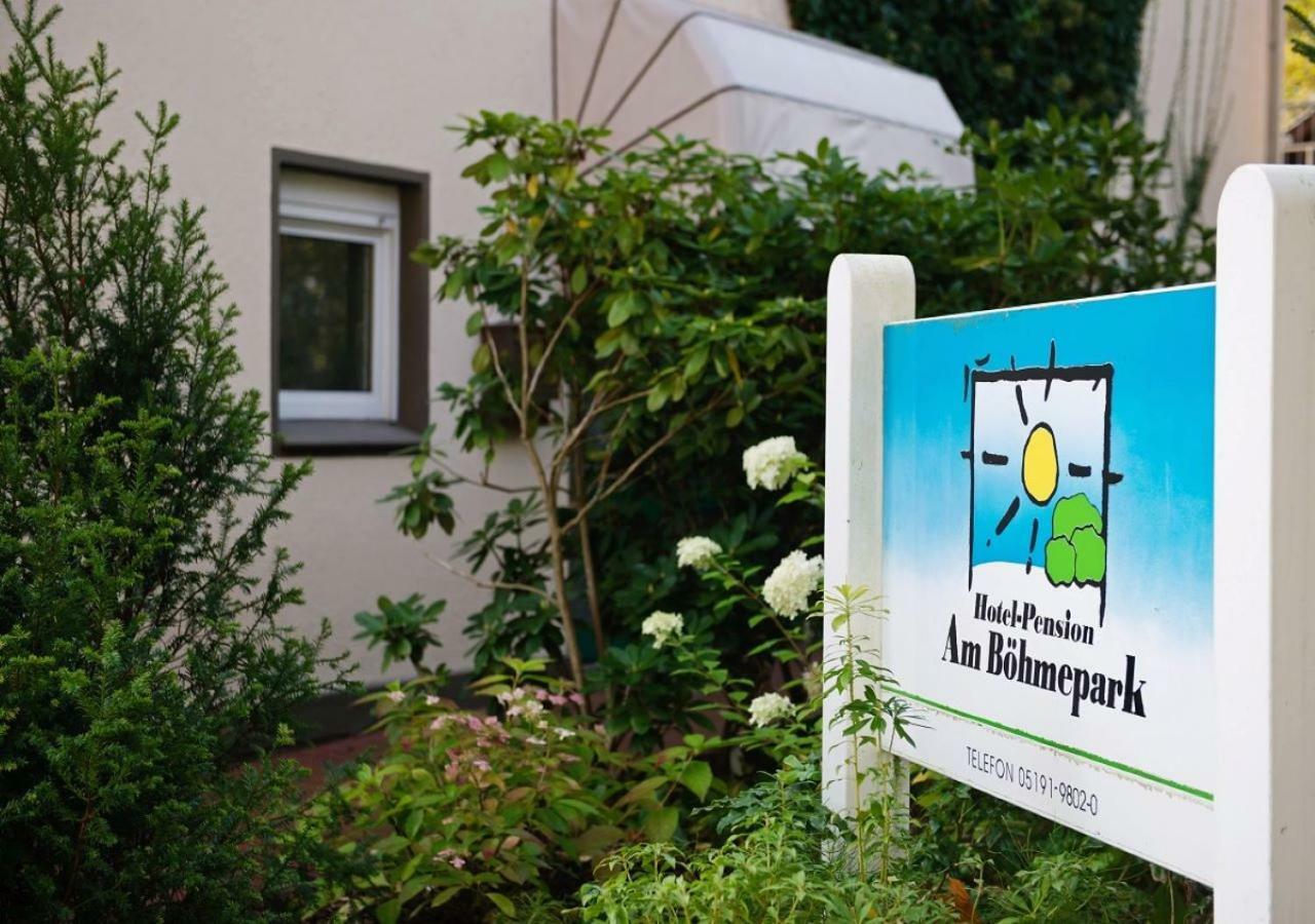 Hotel-Pension Am Boehmepark Soltau Zewnętrze zdjęcie