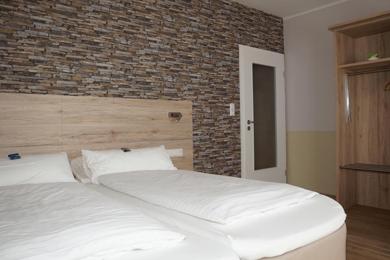 Hotel-Pension Am Boehmepark Soltau Zewnętrze zdjęcie
