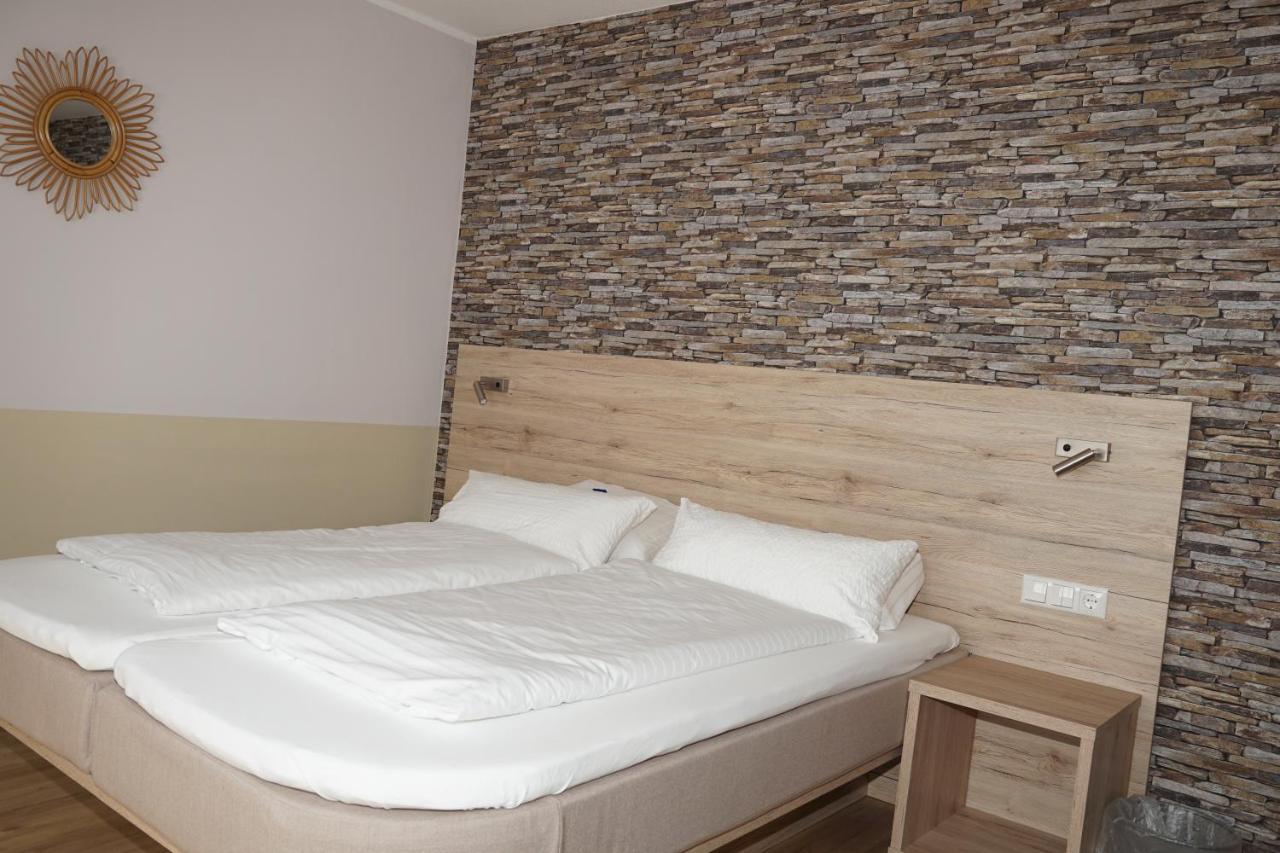 Hotel-Pension Am Boehmepark Soltau Zewnętrze zdjęcie